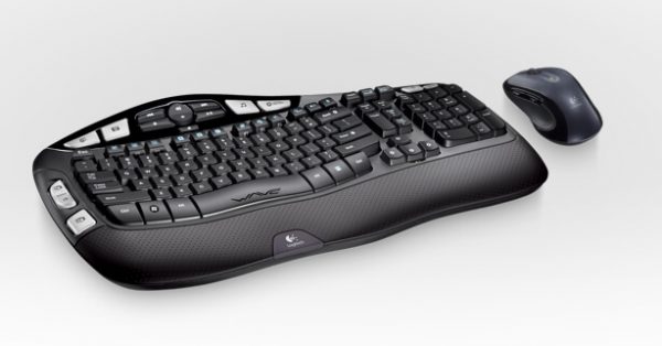 se ensom hierarki Logitech MK550 USB Wireless Wave Keyboard and Mouse Combo - A-Power  Computer Ltd.